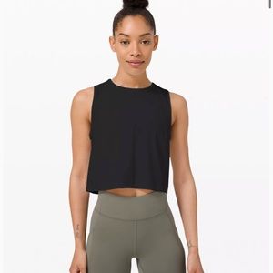 Lululemon Sculpt Tank 
Cropped